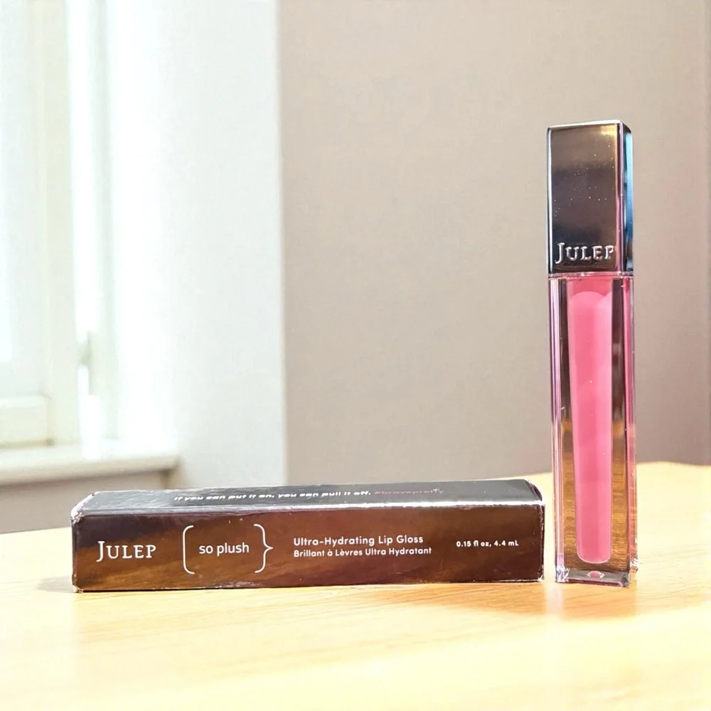 💎 Julep Ultra Hydrating Lip Gloss in Color Mood New In the Box Full-Size